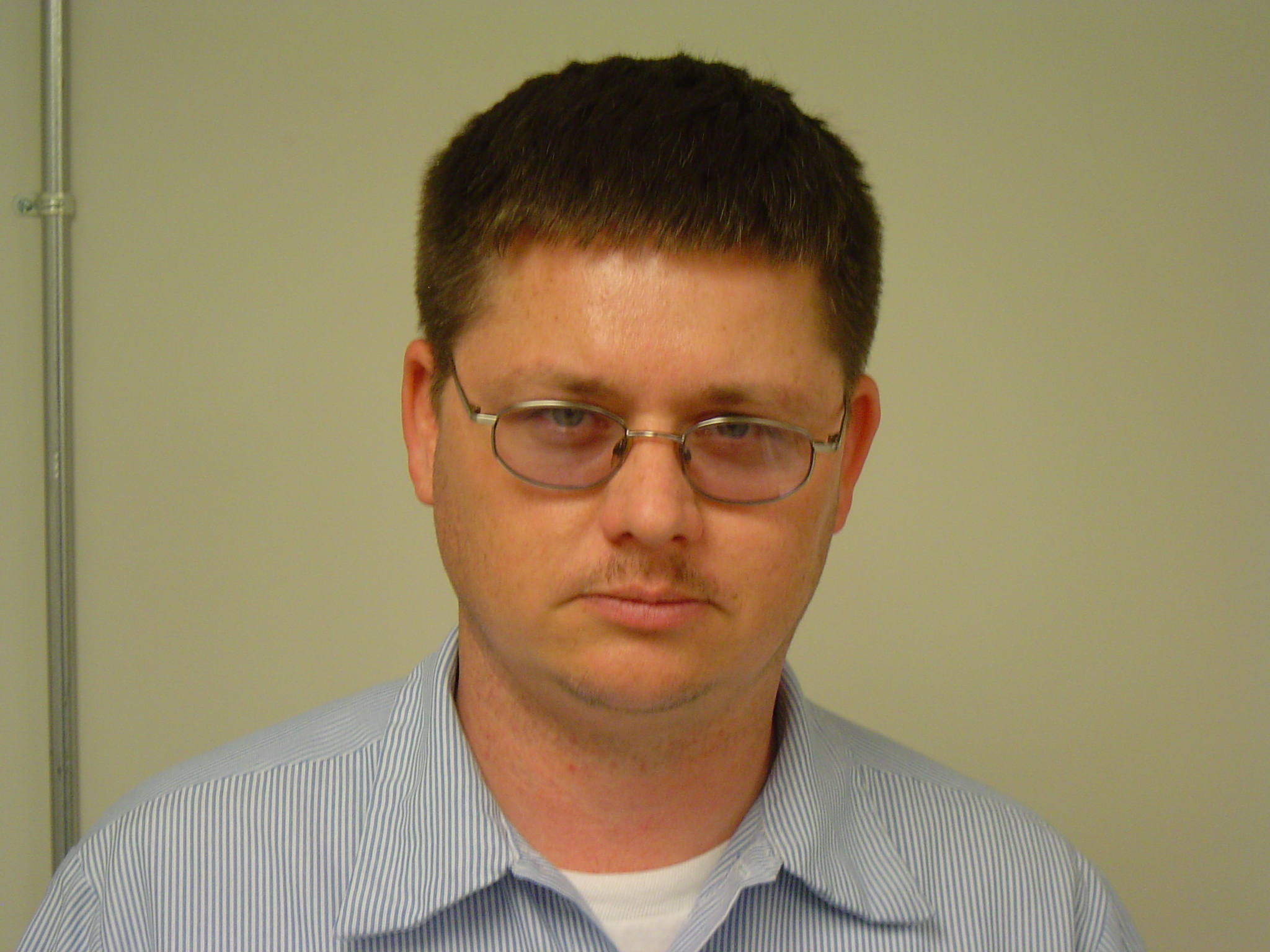 /docs/files/GARFIELD BROWN1(1455729156)[0].jpg